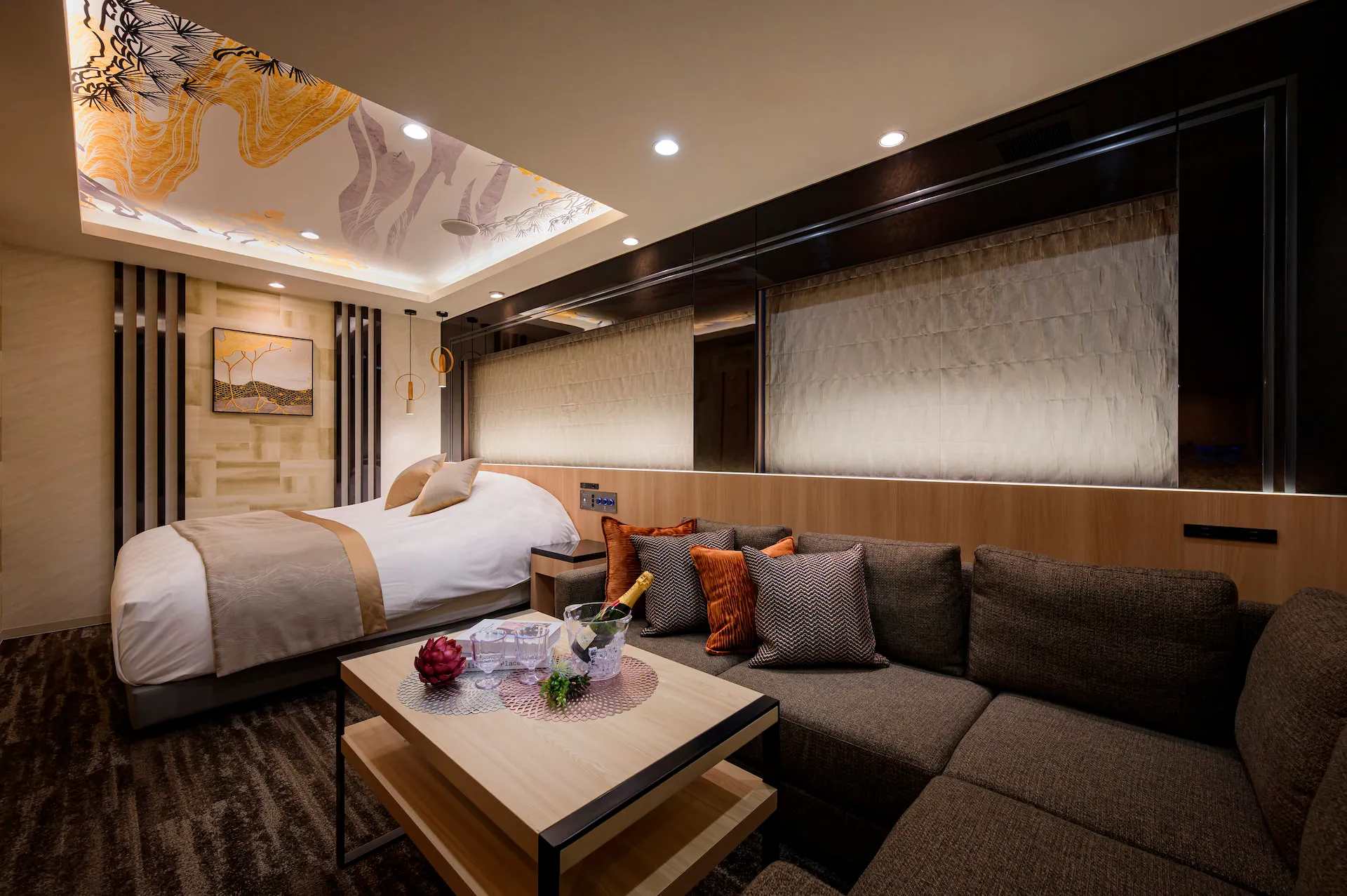 デラックスクイーン内装