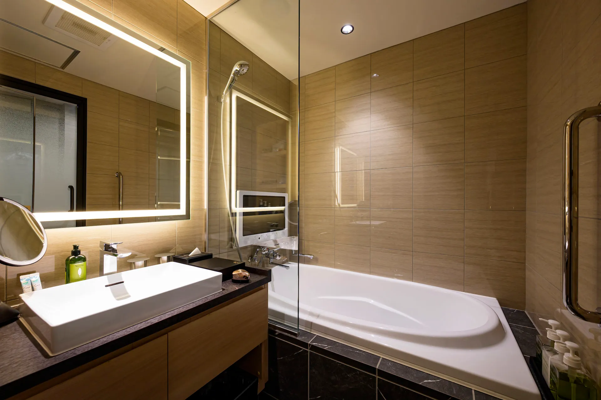 デラックスクイーン浴室