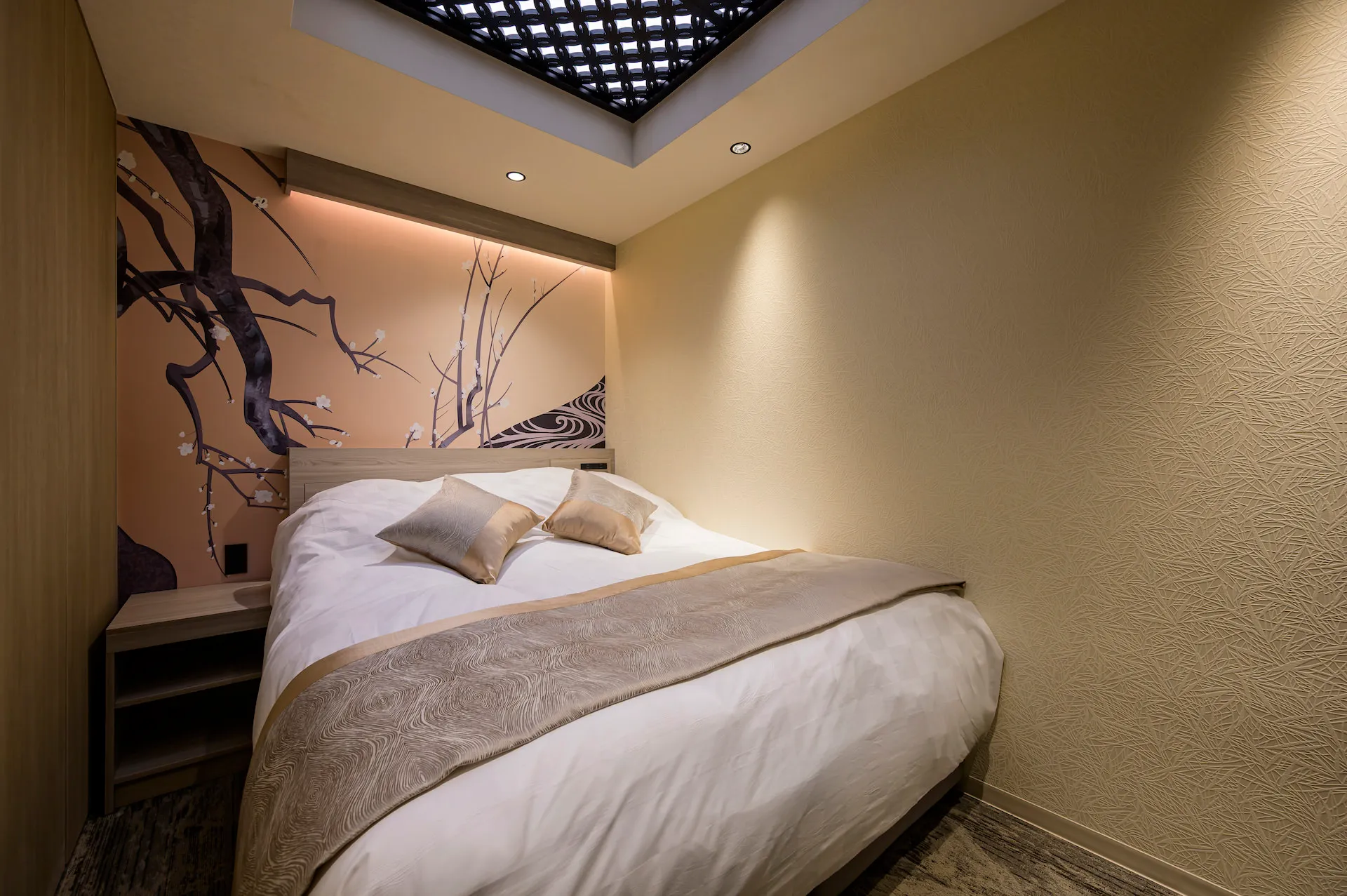 メゾネットクイーン内装