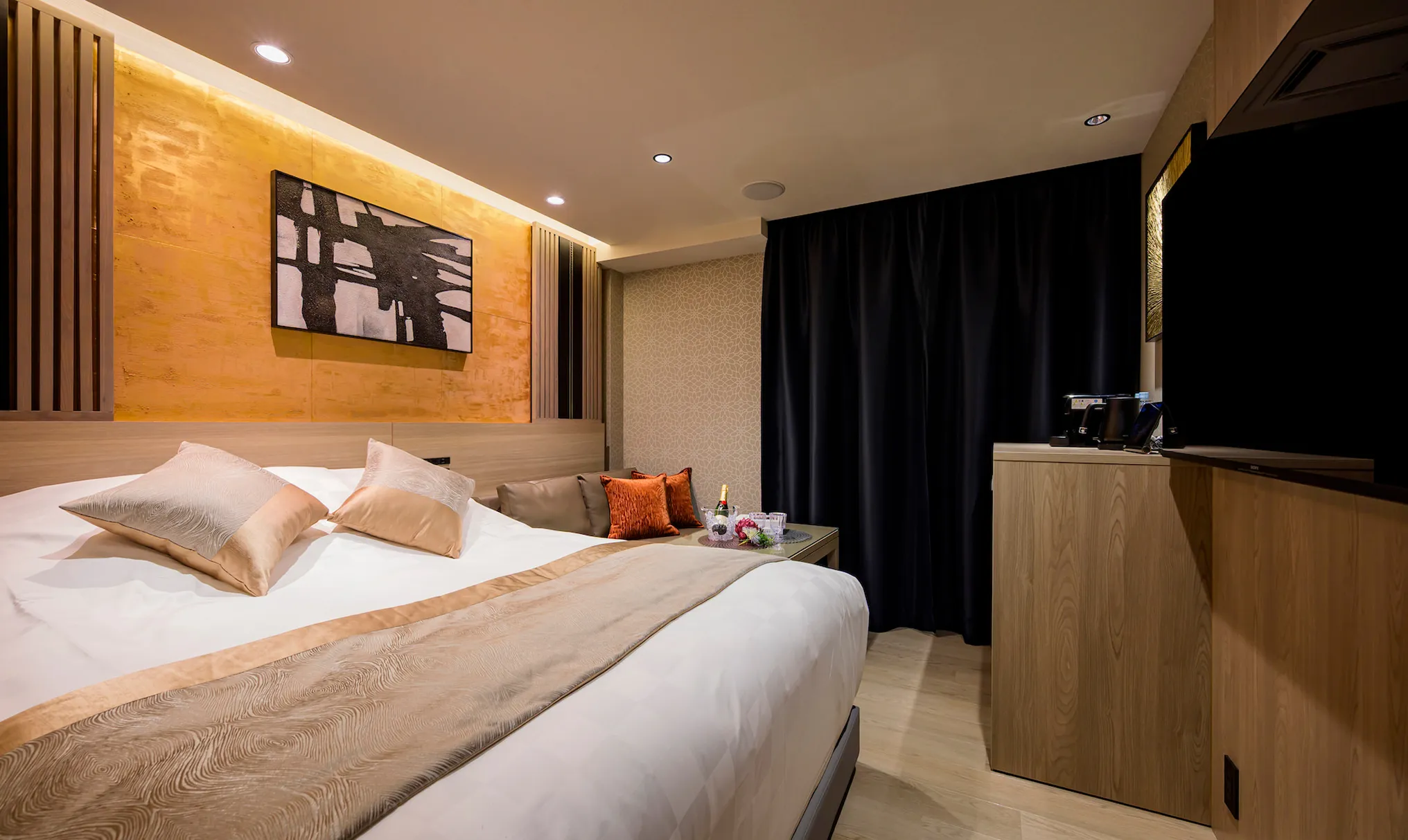 スタンダードクイーン内装