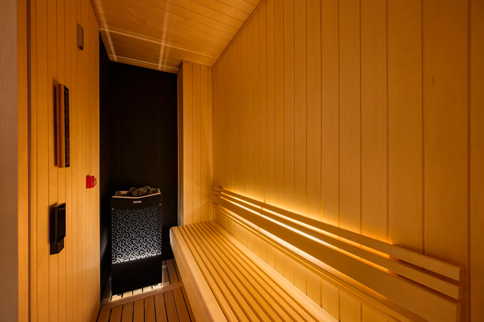 スタンダードクイーンサウナ